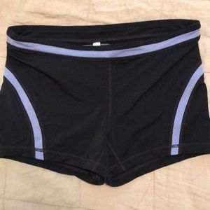 GapFit Exercise shorts